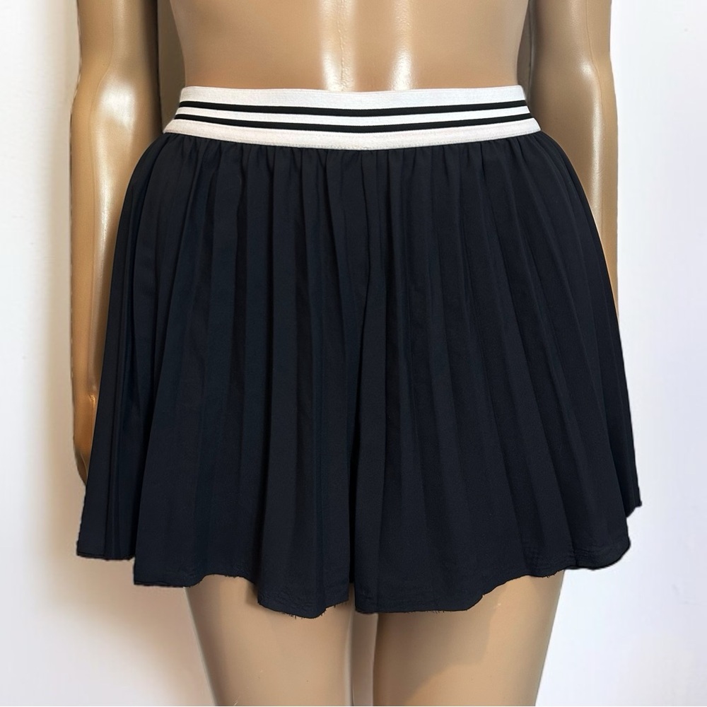 Free People Movement Pleated Zephyr Tennis Shorts FLAW READ